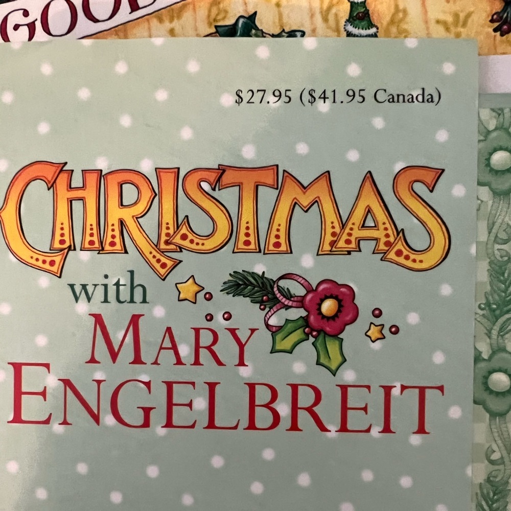 Two Mary Engelbreit Hardcover Christmas Books- barely used - Picture 11 of 11